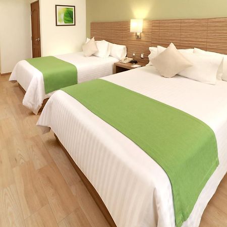 Wyndham Garden Monterrey Valle Real Esterno foto