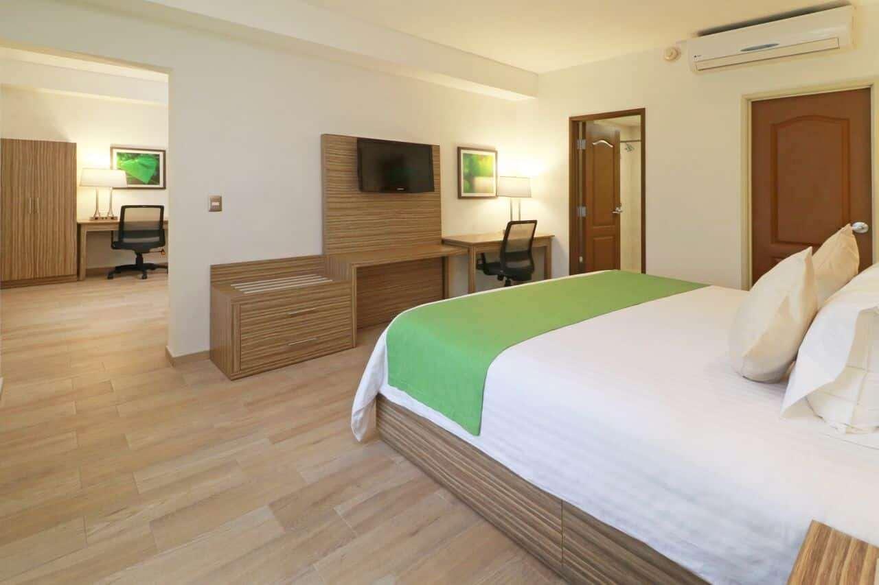 Wyndham Garden Monterrey Valle Real Esterno foto