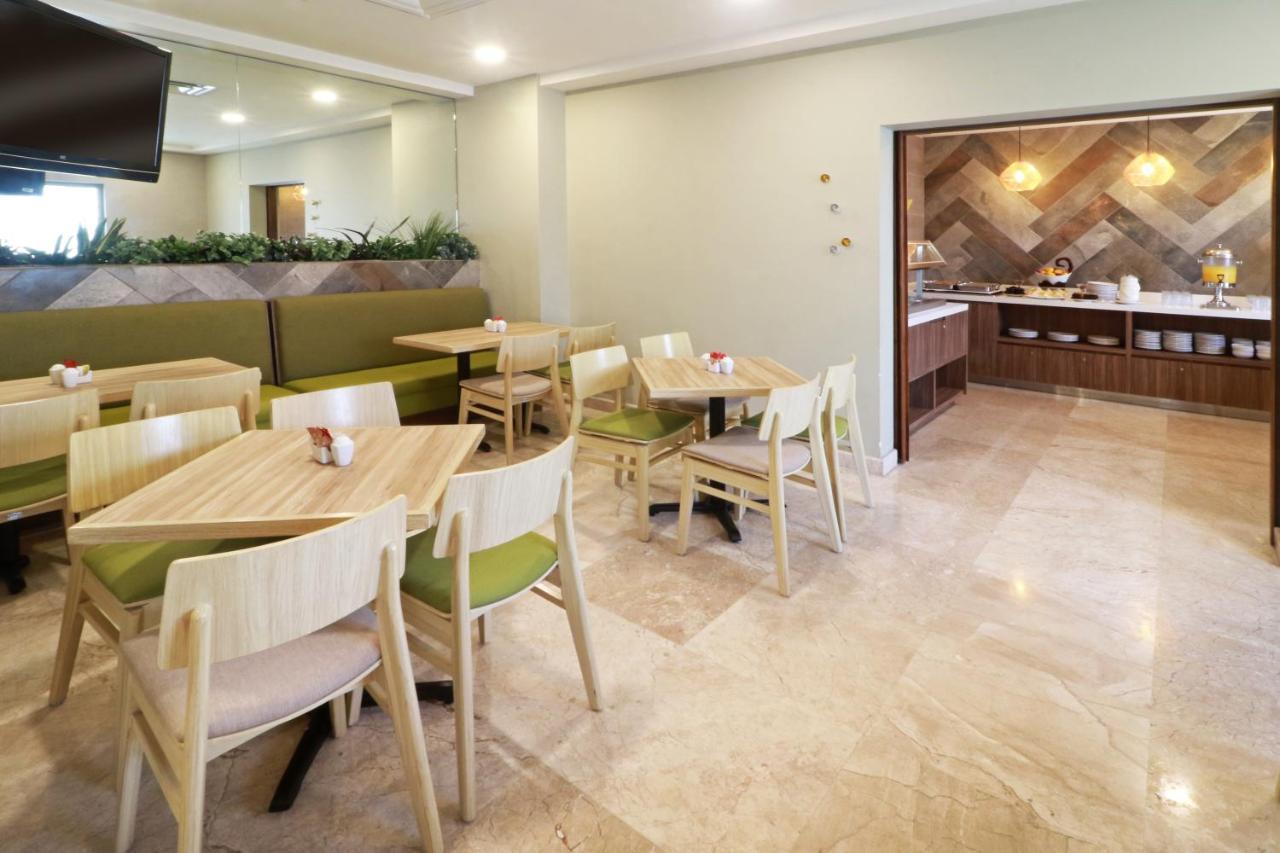 Wyndham Garden Monterrey Valle Real Esterno foto