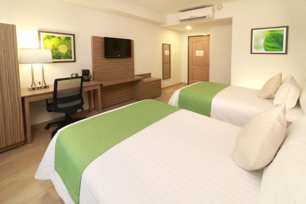 Wyndham Garden Monterrey Valle Real Esterno foto