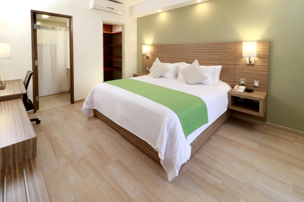 Wyndham Garden Monterrey Valle Real Esterno foto